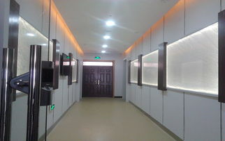 走進(jìn)信息學(xué)院智能物聯(lián)網(wǎng)實驗室 惟物實驗室的科技探索之旅